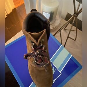 White mountain wedge boots